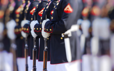 US Marine Corps – Pay, Benefits and Careers